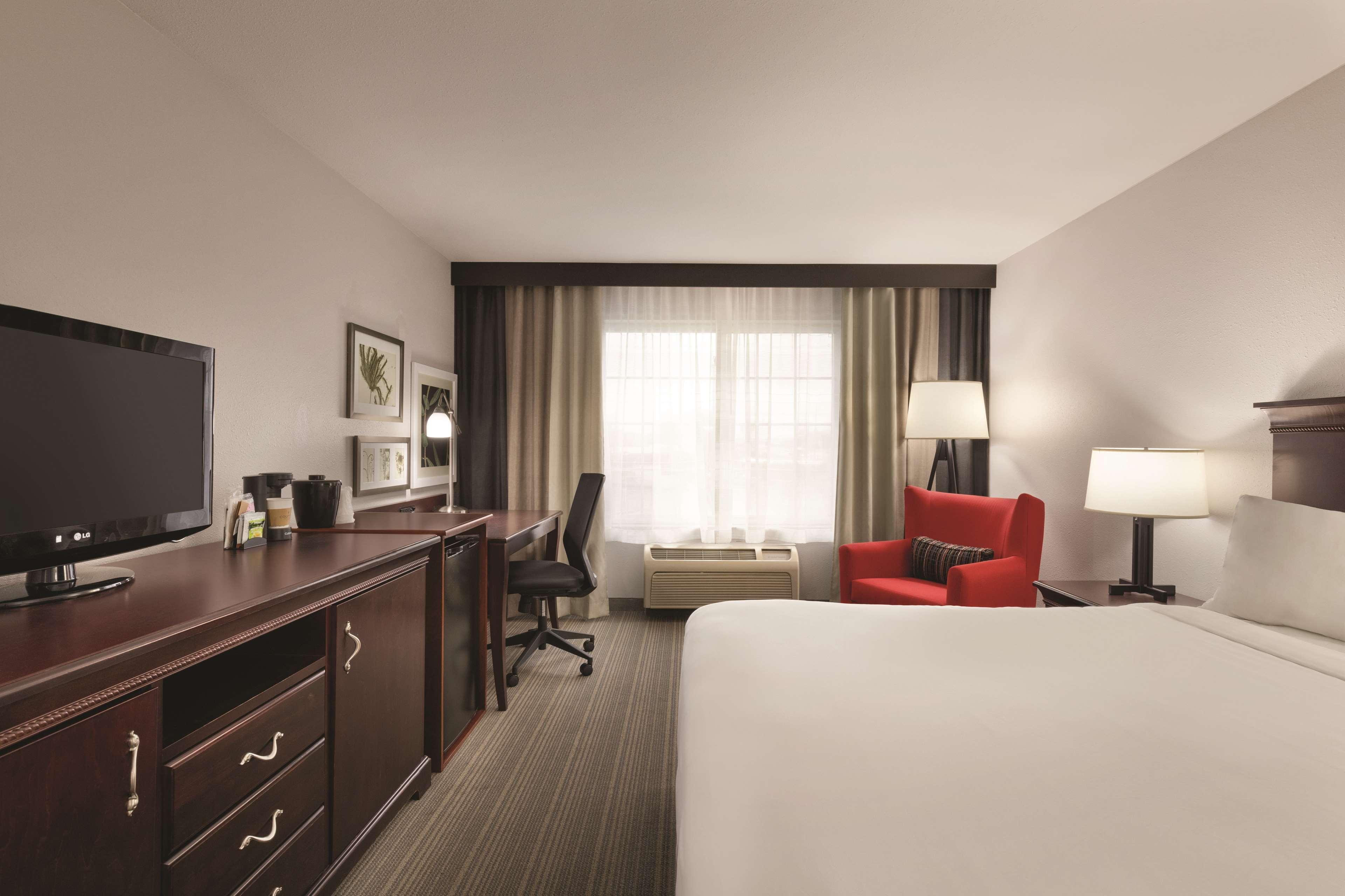 Country Inn & Suites By Radisson, Madison, Al Экстерьер фото